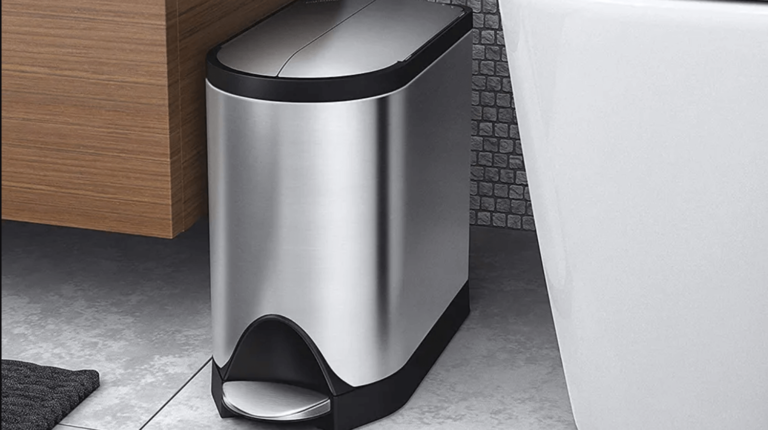 Choosing the Perfect Bathroom Trash Can with Lid